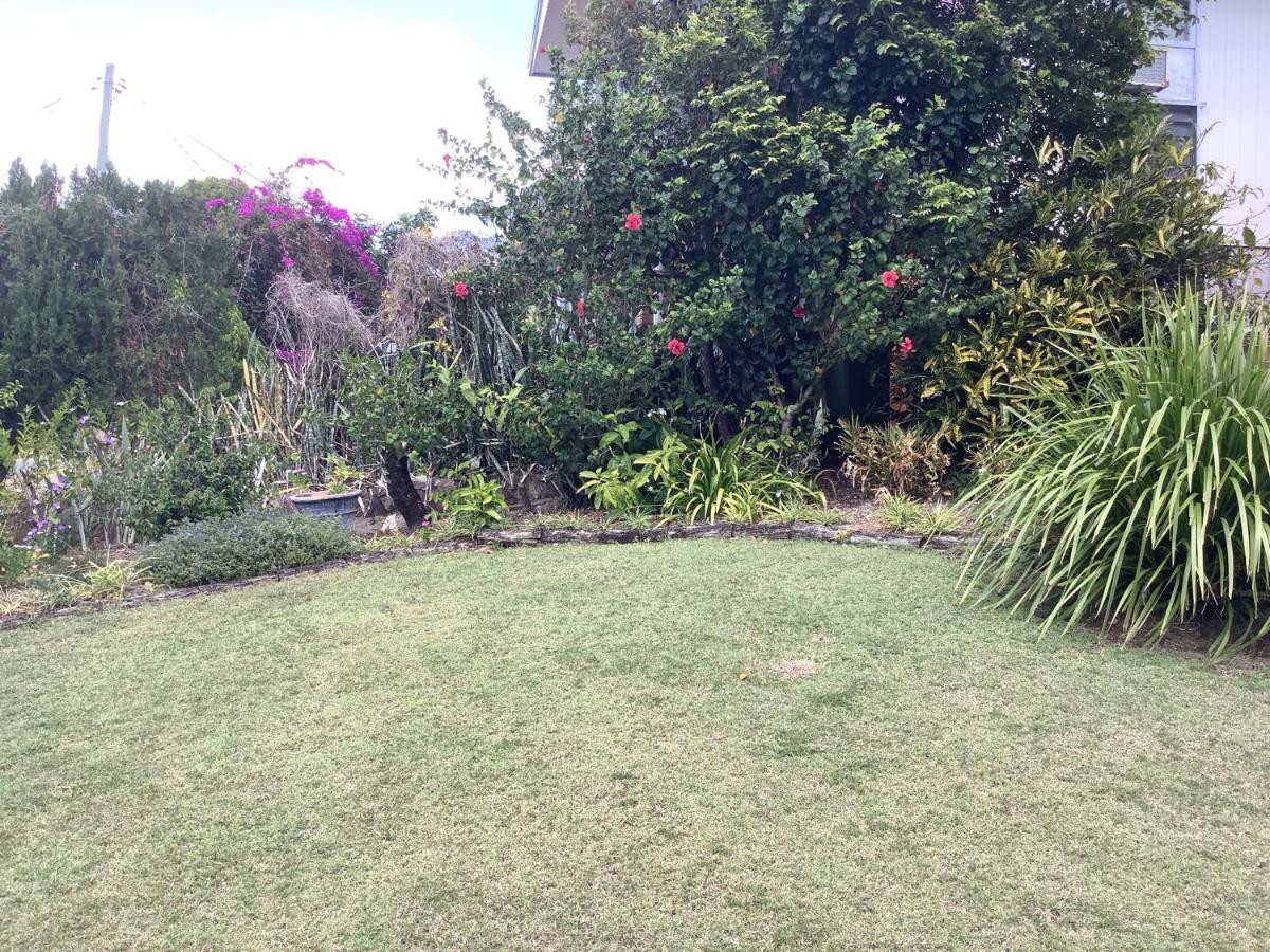 Studio Apartment With Seaview Airlie Beach Buitenkant foto